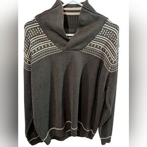 Vintage Black and White Patterned Sweater